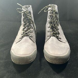 Sorel men’s grey boot size 12
